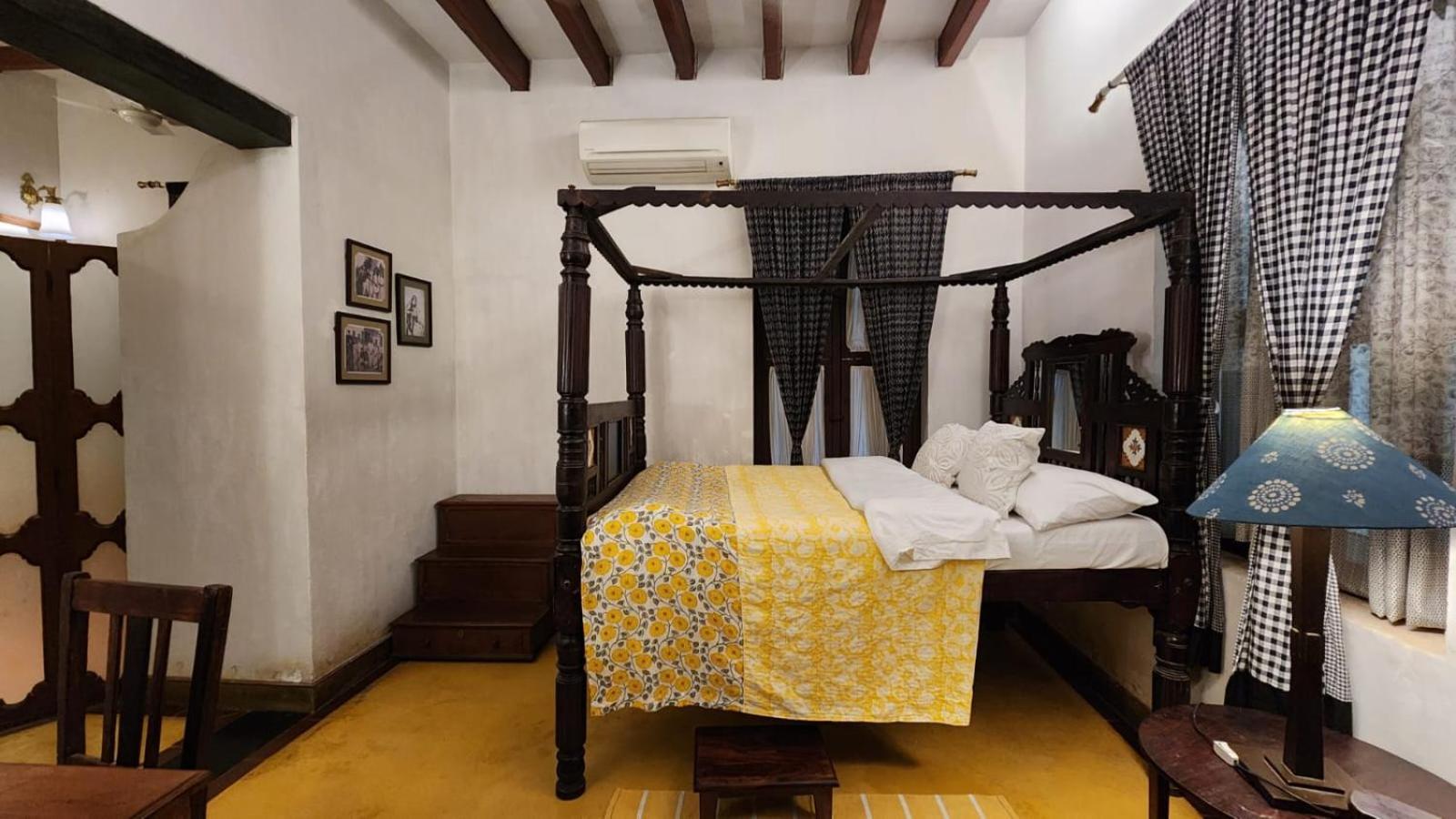 Kariappa House Hotell Pondicherry Exteriör bild